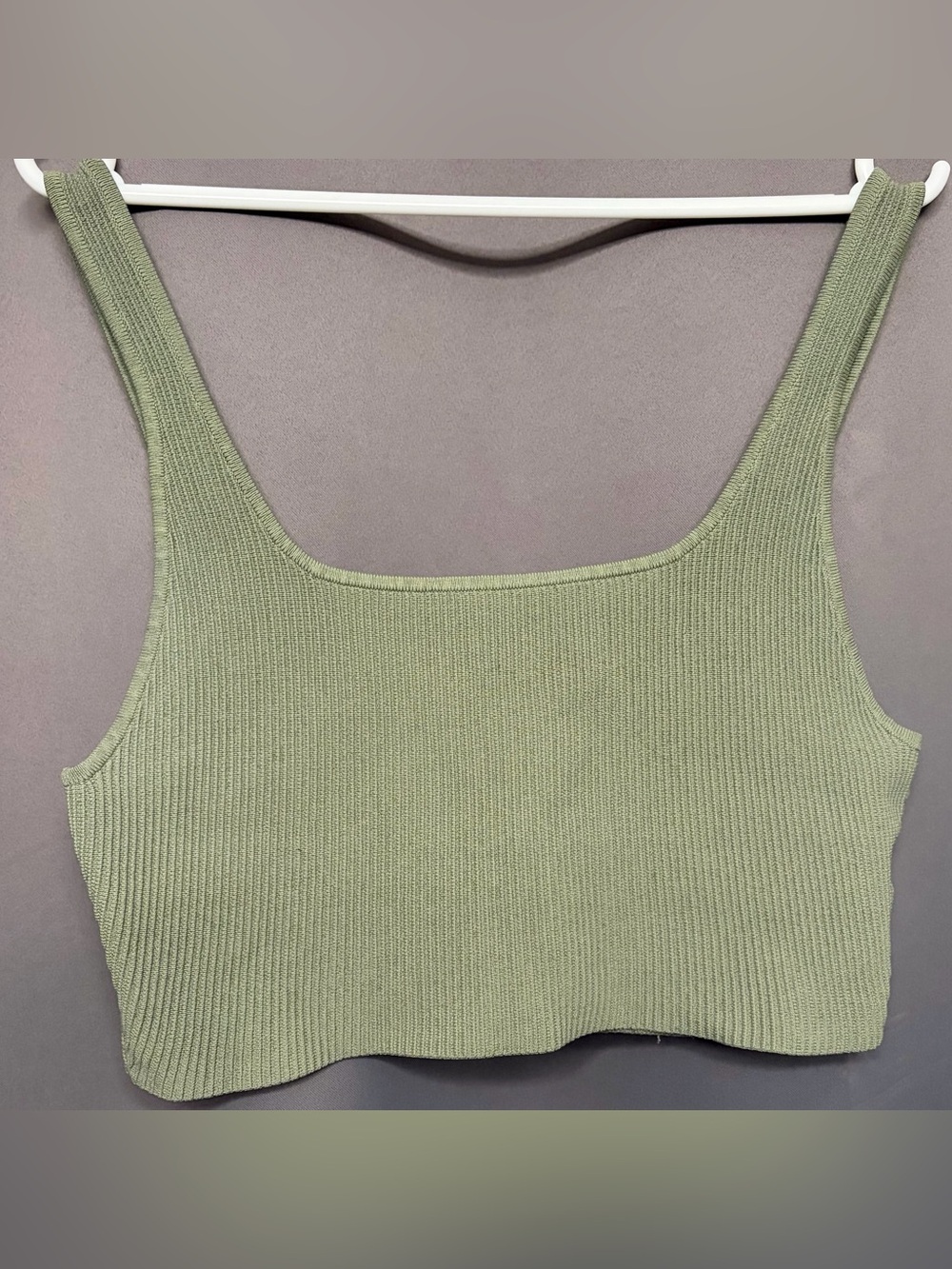 Babaton Ribbed Sculpt Knit Green Cropped Top | Size L